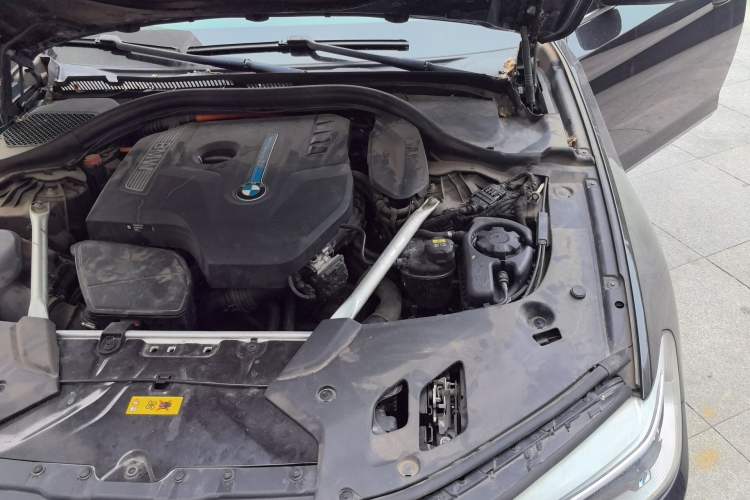 Used BMW 5 Series New Energy 2020 530Le Pioneer Edition Engine Bay Left