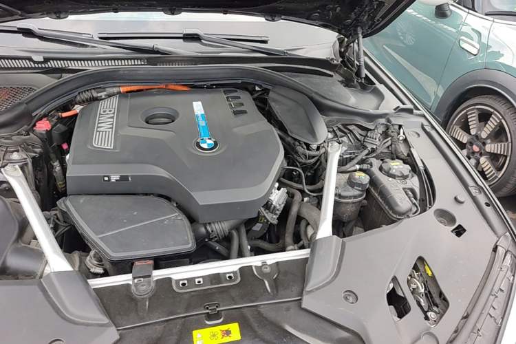 Used BMW 5 Series New Energy 2020 Mileage Upgrade Version 530Le Luxury Package Engine Bay Left