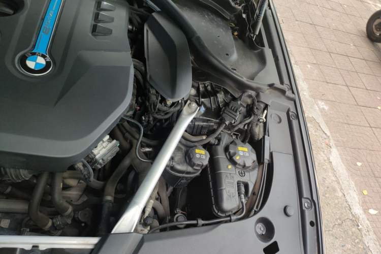 Used BMW 5 Series New Energy 2020 Mileage Upgrade Version 530Le Luxury Package Engine Bay Left