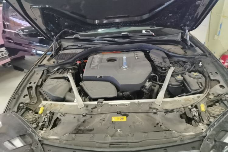 Used BMW 5 Series New Energy 2020 Mileage Upgrade Version 530Le Pioneer Edition Engine Bay