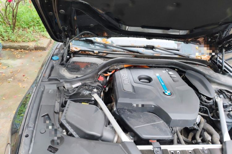 Used BMW 5 Series New Energy 2020 530Le Pioneer Edition Engine Bay Right