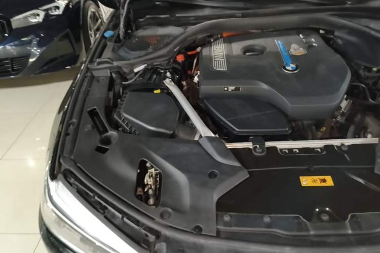Used BMW 5 Series New Energy 2020 Mileage Upgrade Version 530Le Luxury Package Engine Bay Right
