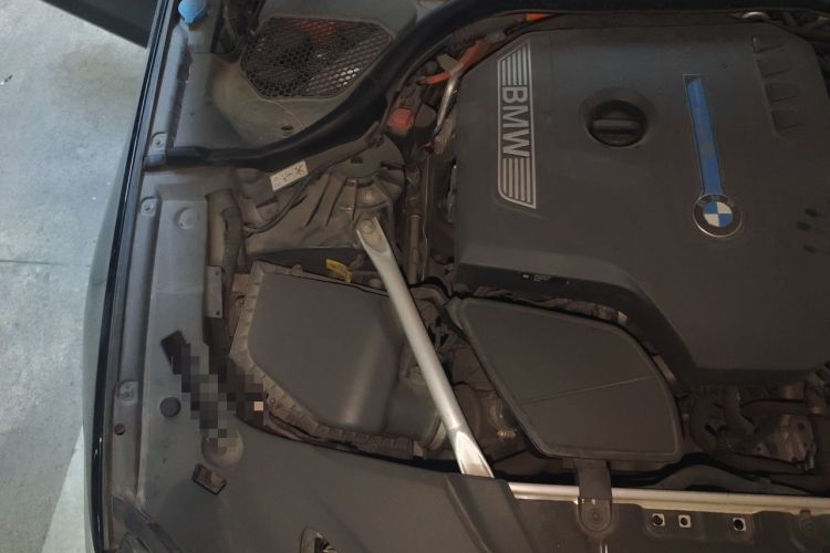 Used BMW 5 Series New Energy 2020 Mileage Upgrade Version 530Le Luxury Package Engine Bay Right