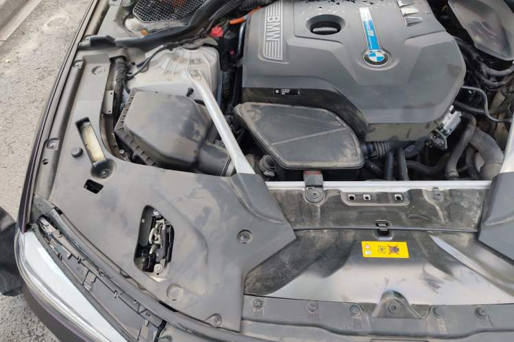 Used BMW 5 Series New Energy 2020 530Le Luxury Package Engine Bay Right