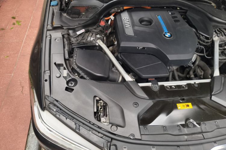 Used BMW 5 Series New Energy 2020 530Le Pioneer Edition Engine Bay Right