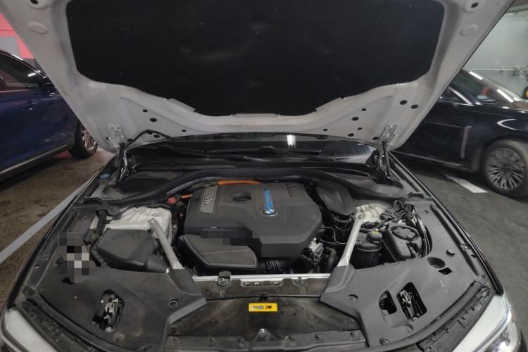 Used BMW 5 Series New Energy 2020 530Le Luxury Package Engine Bay