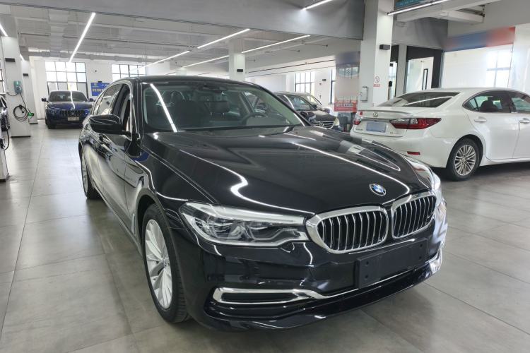 Used BMW 5 Series New Energy 2020 Mileage Upgrade Version 530Le Luxury Package Exterior 2