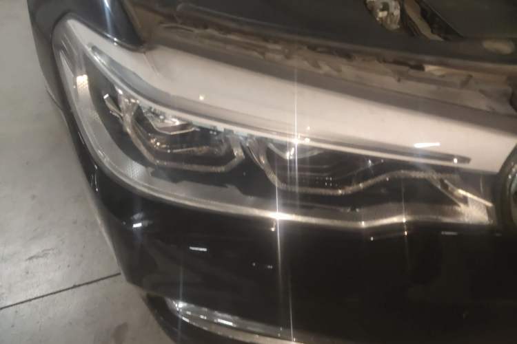 Used BMW 5 Series New Energy 2020 Mileage Upgrade Version 530Le Luxury Package Exterior 6