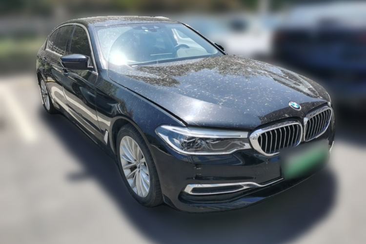 Used BMW 5 Series New Energy 2020 530Le Luxury Package Front Right 45 Deg