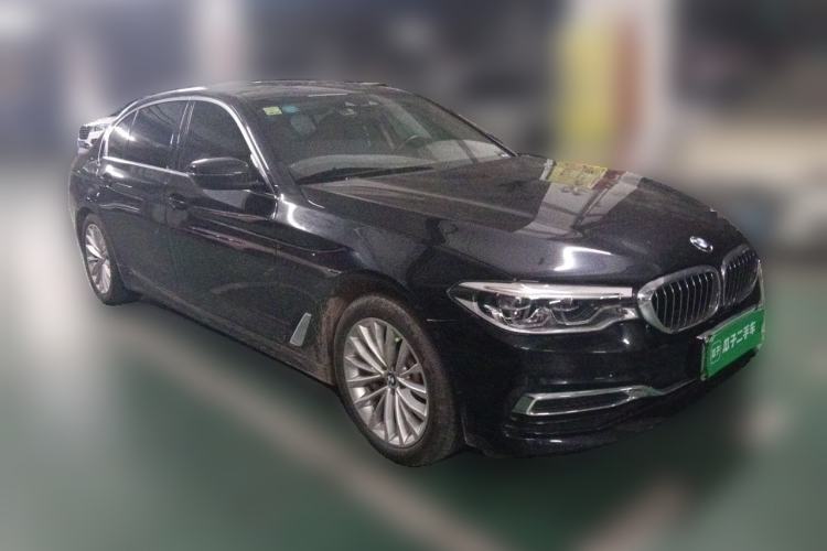 Used BMW 5 Series New Energy 2020 Mileage Upgrade Version 530Le Pioneer Edition Front Right 45 Deg