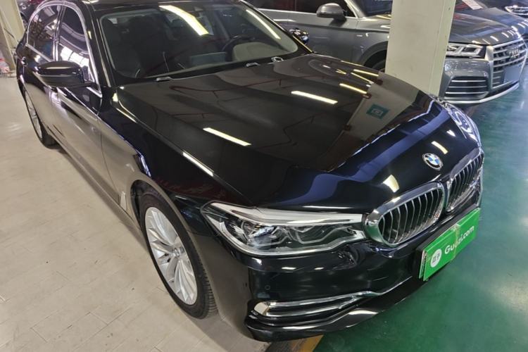 Used BMW 5 Series New Energy 2020 Mileage Upgrade Version 530Le Pioneer Edition Front Right 45 Deg