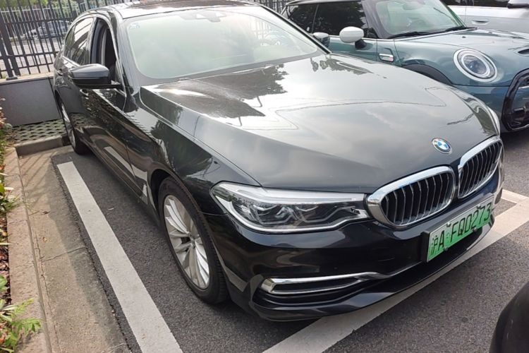 Used BMW 5 Series New Energy 2020 Mileage Upgrade Version 530Le Luxury Package Front Right 45 Deg