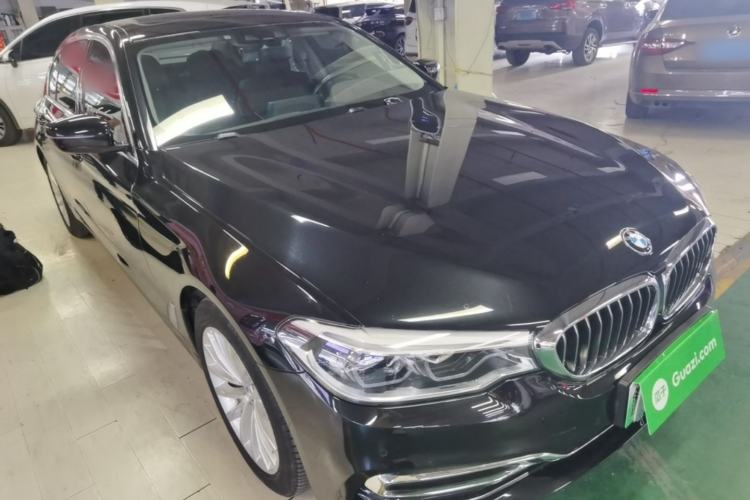 Used BMW 5 Series New Energy 2020 Mileage Upgrade Version 530Le Pioneer Edition Front Right 45 Deg