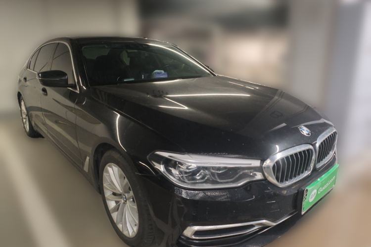 Used BMW 5 Series New Energy 2020 530Le Luxury Package Front Right 45 Deg