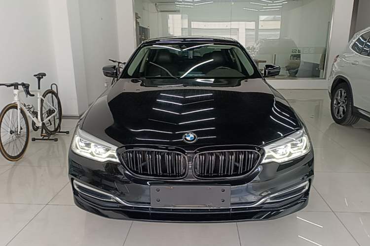 Used BMW 5 Series New Energy 2020 Mileage Upgrade Version 530Le Luxury Package Front