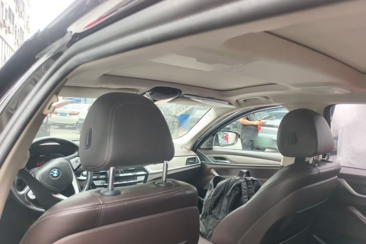 Used BMW 5 Series New Energy 2020 Mileage Upgrade Version 530Le Luxury Package Headliner