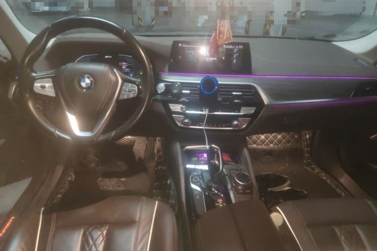 Used BMW 5 Series New Energy 2020 Mileage Upgrade Version 530Le Luxury Package Interior 2