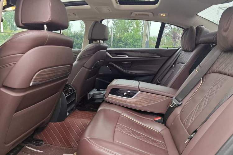 Used BMW 5 Series New Energy 2020 Mileage Upgrade Version 530Le Pioneer Edition Interior 3