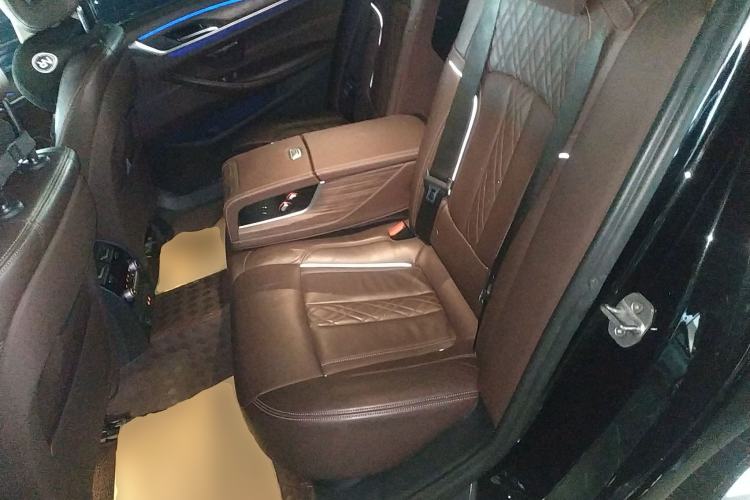 Used BMW 5 Series New Energy 2020 530Le Luxury Package Interior 4