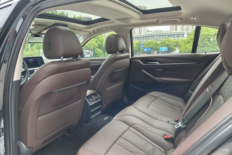 Used BMW 5 Series New Energy 2020 Mileage Upgrade Version 530Le Luxury Package Interior 5