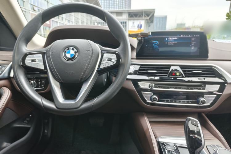 Used BMW 5 Series New Energy 2020 Mileage Upgrade Version 530Le Luxury Package Interior 8