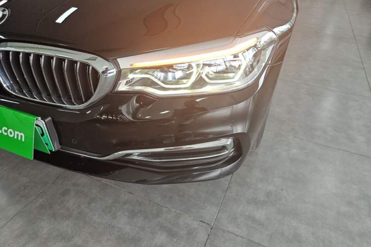 Used BMW 5 Series New Energy 2020 Mileage Upgrade Version 530Le Pioneer Edition Left Front Headlight