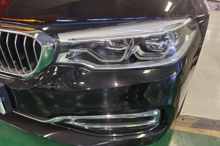 Used BMW 5 Series New Energy 2020 Mileage Upgrade Version 530Le Pioneer Edition Left Front Headlight