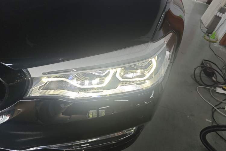 Used BMW 5 Series New Energy 2020 Mileage Upgrade Version 530Le Luxury Package Left Front Headlight