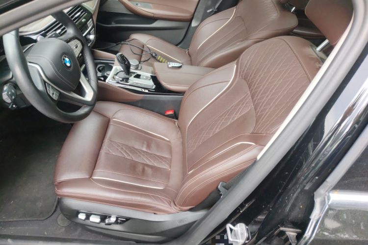 Used BMW 5 Series New Energy 2020 Mileage Upgrade Version 530Le Pioneer Edition Left Front Seat