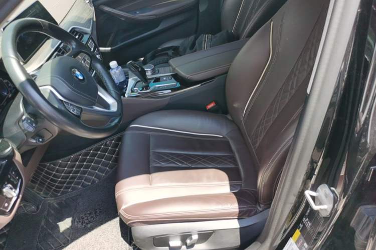Used BMW 5 Series New Energy 2020 530Le Luxury Package Left Front Seat