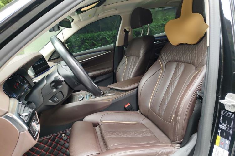 Used BMW 5 Series New Energy 2020 Mileage Upgrade Version 530Le Pioneer Edition Left Front Seat