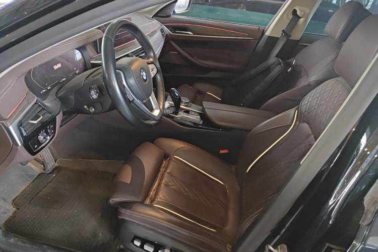 Used BMW 5 Series New Energy 2020 Mileage Upgrade Version 530Le Pioneer Edition Left Front Seat