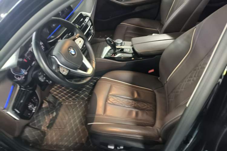 Used BMW 5 Series New Energy 2020 Mileage Upgrade Version 530Le Luxury Package Left Front Seat
