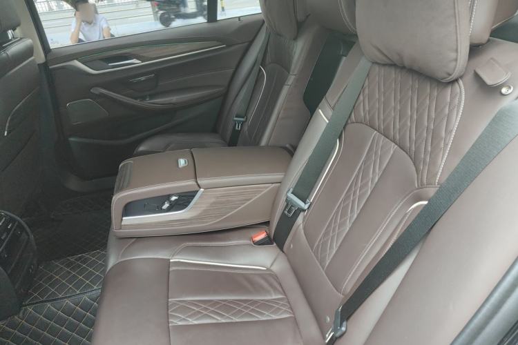 Used BMW 5 Series New Energy 2020 Mileage Upgrade Version 530Le Pioneer Edition Left Rear Seat