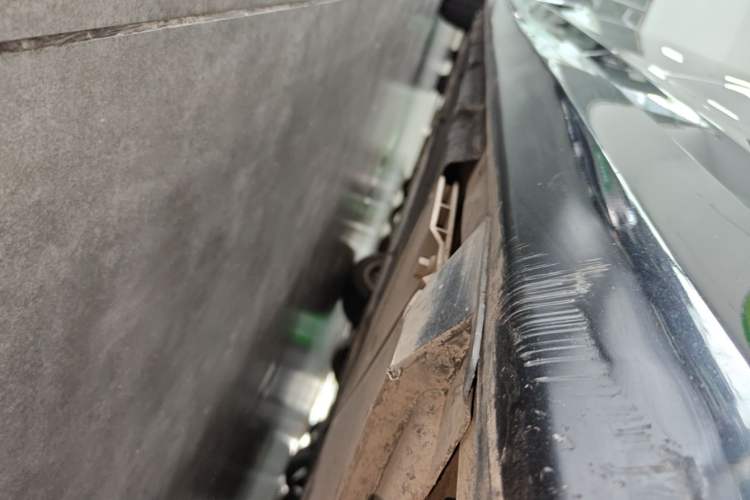 Used BMW 5 Series New Energy 2020 Mileage Upgrade Version 530Le Pioneer Edition Left Side Sill