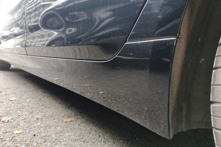 Used BMW 5 Series New Energy 2020 Mileage Upgrade Version 530Le Pioneer Edition Left Side Sill