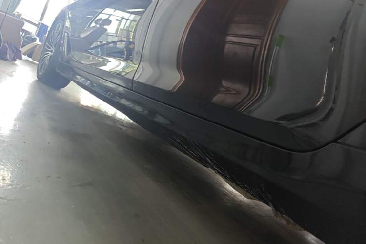 Used BMW 5 Series New Energy 2020 Mileage Upgrade Version 530Le Luxury Package Left Side Sill