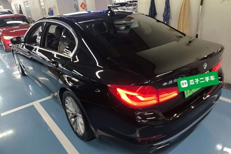 Used BMW 5 Series New Energy 2020 Mileage Upgrade Version 530Le Luxury Package Rear Left 45 Deg