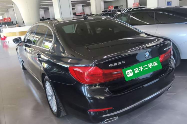 Used BMW 5 Series New Energy 2020 Mileage Upgrade Version 530Le Luxury Package Rear Left 45 Deg