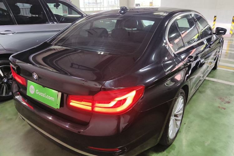 Used BMW 5 Series New Energy 2020 Mileage Upgrade Version 530Le Luxury Package Rear Right 45 Deg