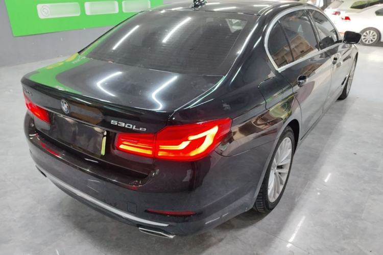 Used BMW 5 Series New Energy 2020 Mileage Upgrade Version 530Le Luxury Package Rear Right 45 Deg