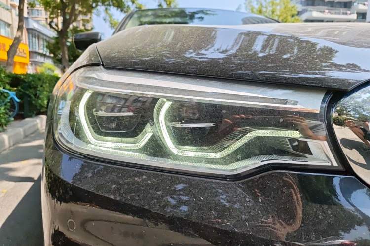 Used BMW 5 Series New Energy 2020 530Le Luxury Package Right Front Headlight