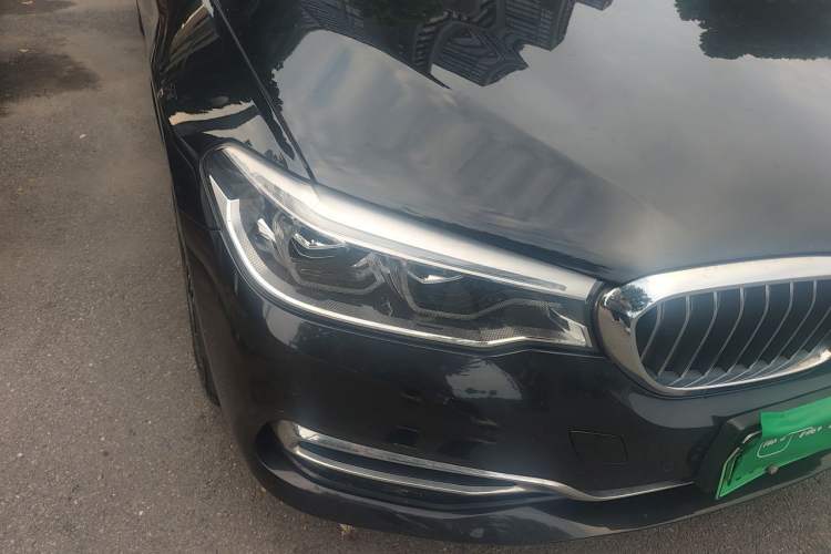 Used BMW 5 Series New Energy 2020 Mileage Upgrade Version 530Le Luxury Package Right Front Headlight