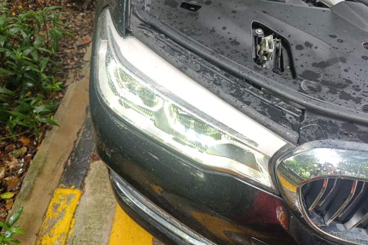 Used BMW 5 Series New Energy 2020 530Le Luxury Package Right Front Headlight