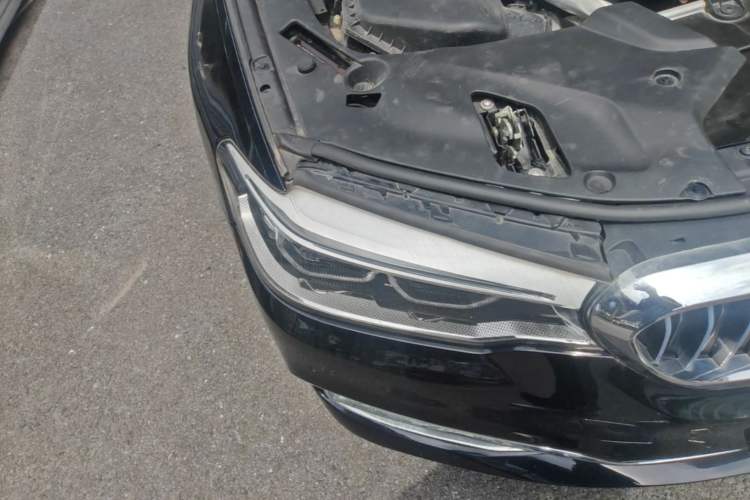 Used BMW 5 Series New Energy 2020 Mileage Upgrade Version 530Le Luxury Package Right Front Headlight