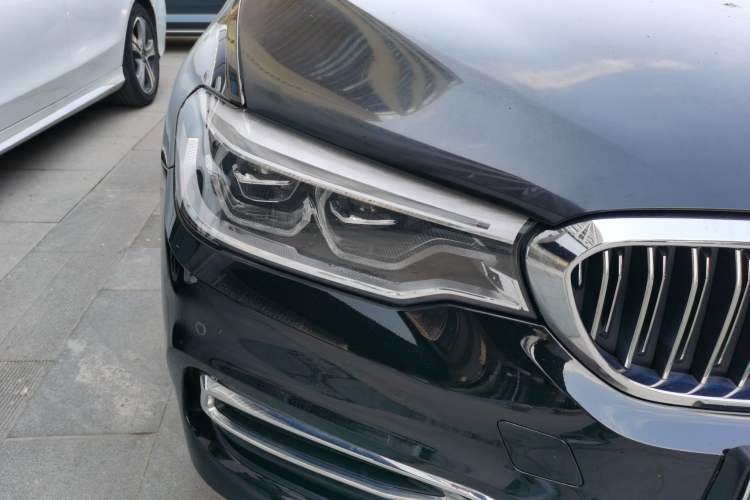 Used BMW 5 Series New Energy 2020 530Le Luxury Package Right Front Headlight
