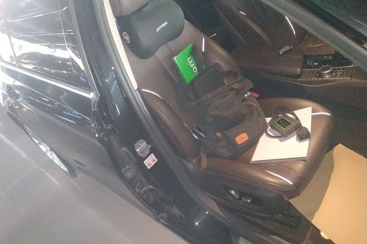 Used BMW 5 Series New Energy 2020 530Le Luxury Package Right Front Seat