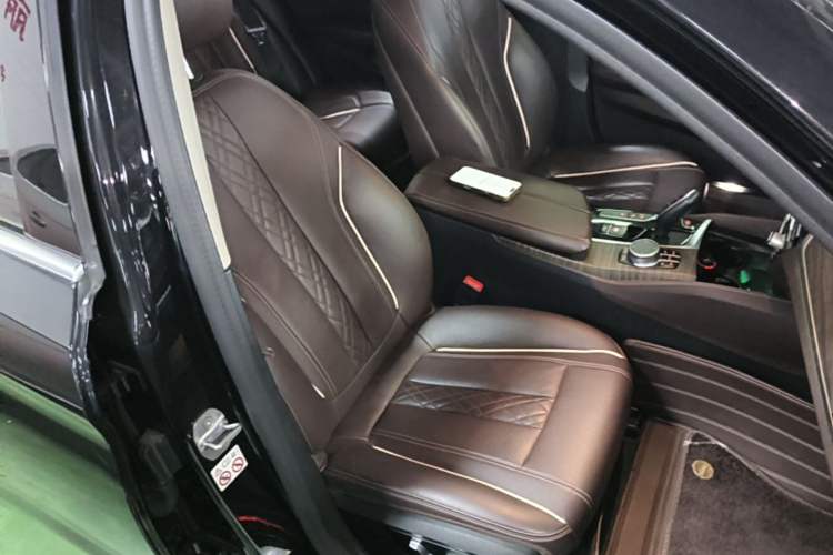 Used BMW 5 Series New Energy 2020 Mileage Upgrade Version 530Le Luxury Package Right Front Seat