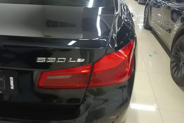 Used BMW 5 Series New Energy 2020 Mileage Upgrade Version 530Le Luxury Package Right Rear Taillight