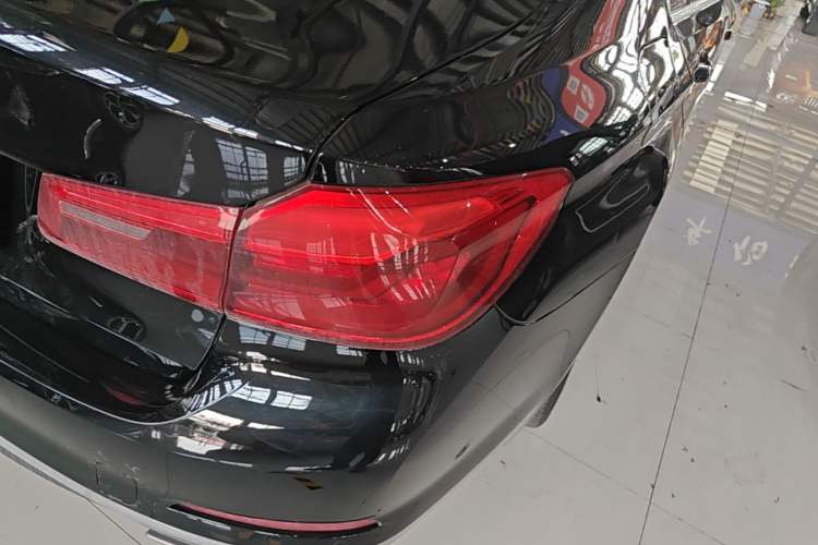 Used BMW 5 Series New Energy 2020 Mileage Upgrade Version 530Le Pioneer Edition Right Rear Taillight